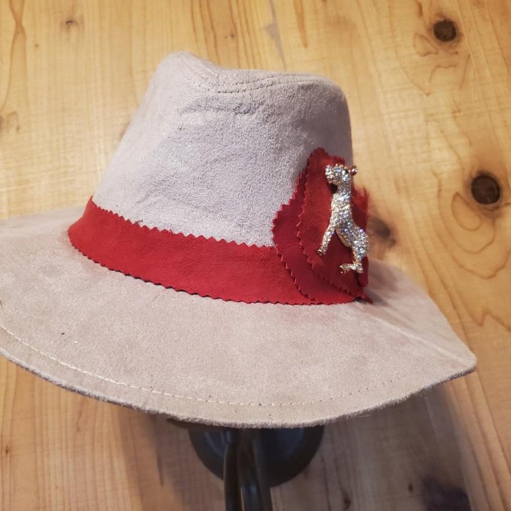 COWGIRL HAT